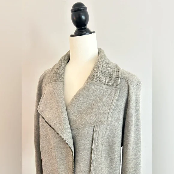 Anthropologie Grey Zip-up Motorcycle Style Sweater - size Medium - Picture 2 of 9